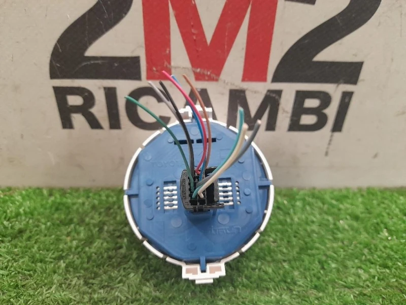 Interruttore LUCI Emergenza 839500D100 Toyota Yaris IV 2017