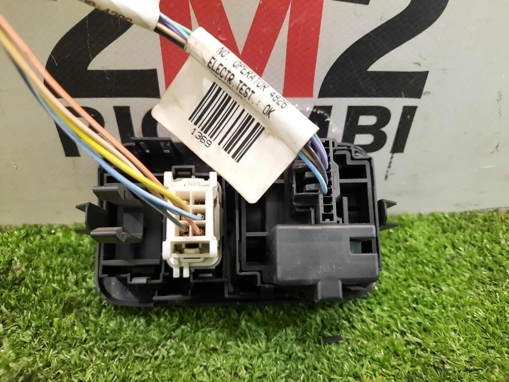 Interruttore Regolazione FARI 8200079020 Renault Megane II CC 2003