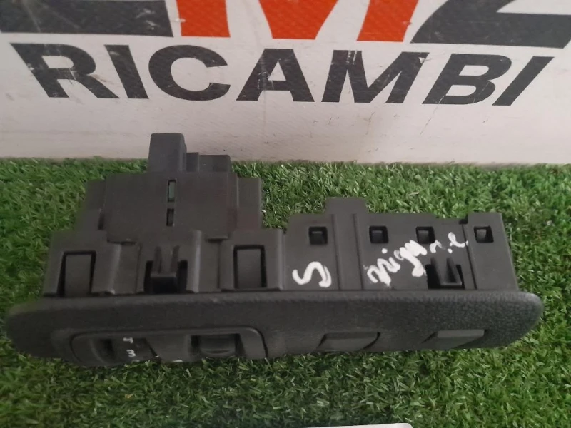 Interruttore Regolazione FARI 648450007R Renault Scénic III X-mod 2009