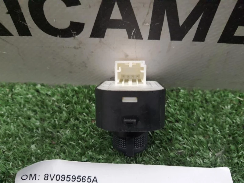 Interruttore Regolazione Specchio Retrovisore EST 8V0959565A Audi A3 8VA Sportback 2012