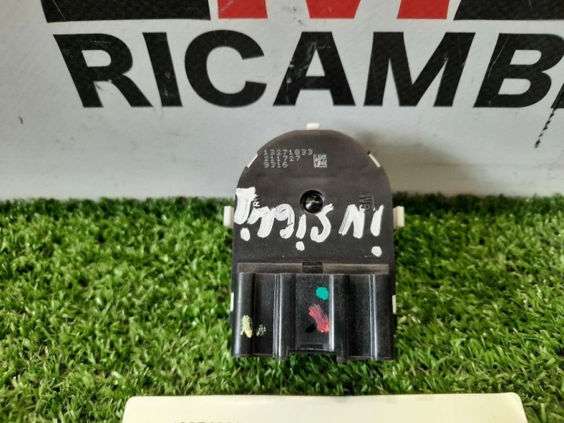 Interruttore Regolazione Specchio Retrovisore EST 13271833 Opel Insignia A 2009