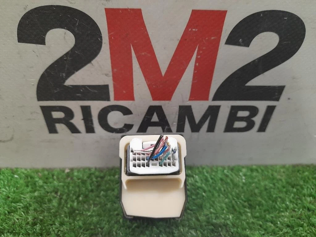 Interruttore Regolazione Specchio Retrovisore EST 848700D151 Toyota Yaris IV 2017