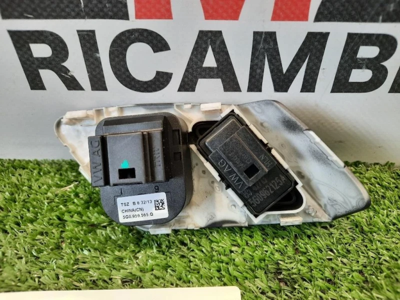 Interruttore Regolazione Specchio Retrovisore EST 5G0959565Q Volkswagen GOLF VII 2013