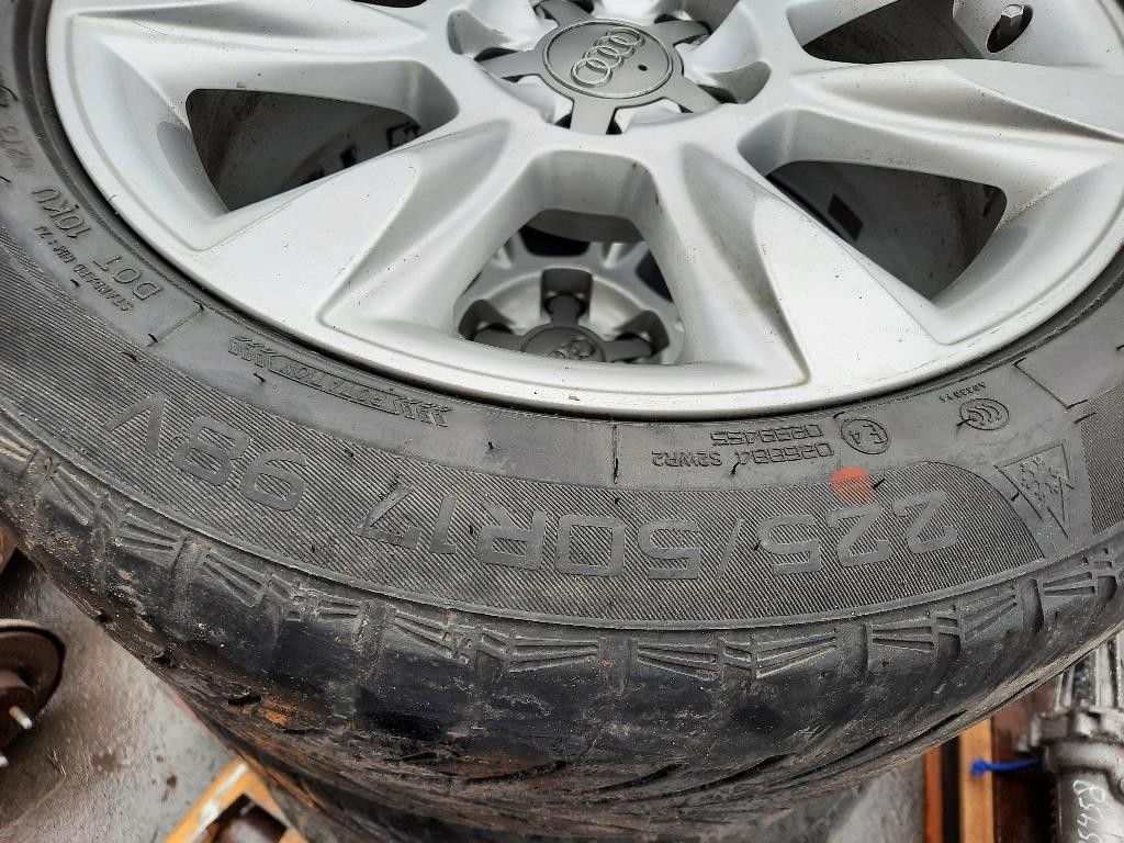 KIT 4 Cerchi 8K0801025 22550 R17 CERCHI KIT 4 Audi A4 8W5 Avant 2015