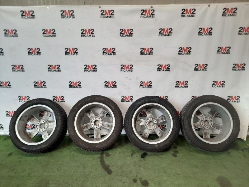 KIT 4 Cerchi 81A 601 025 B Audi Q2 GAB 2016