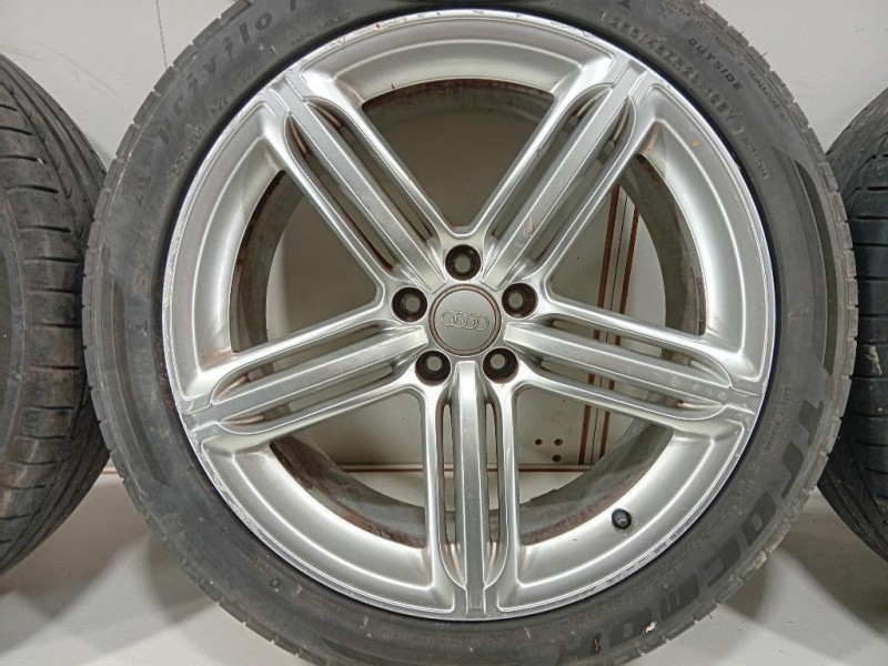 KIT 4 Cerchi 8R0601025AH RAGGIO 20 Audi Q5 8RB 2012