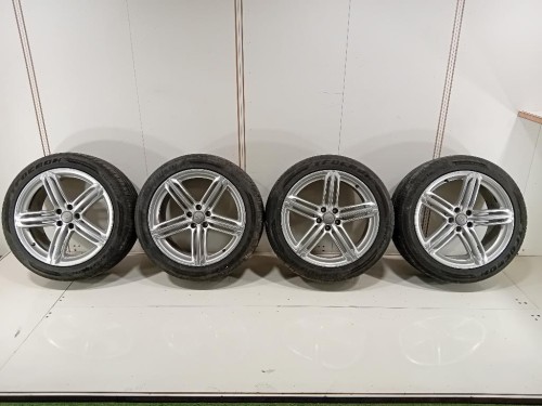 KIT 4 Cerchi 8R0601025AH RAGGIO 20 Audi Q5 8RB 2012