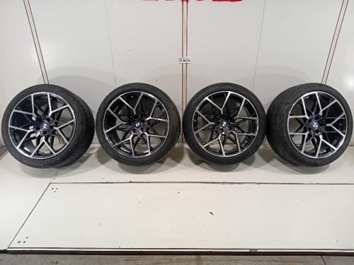 KIT 4 Cerchi 24540 ZR19 98Y 19X85J Bmw Serie 5 G30 Berlina 2016