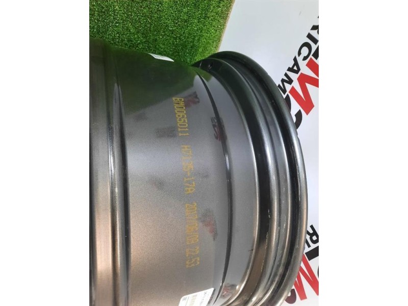 KIT 4 Cerchi 36 11 6 884 505 36 11 6 884 498 Bmw X5 G05 2018