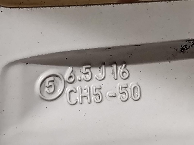 KIT 4 Cerchi 215 65 R16 40300480R Dacia Duster I 2014