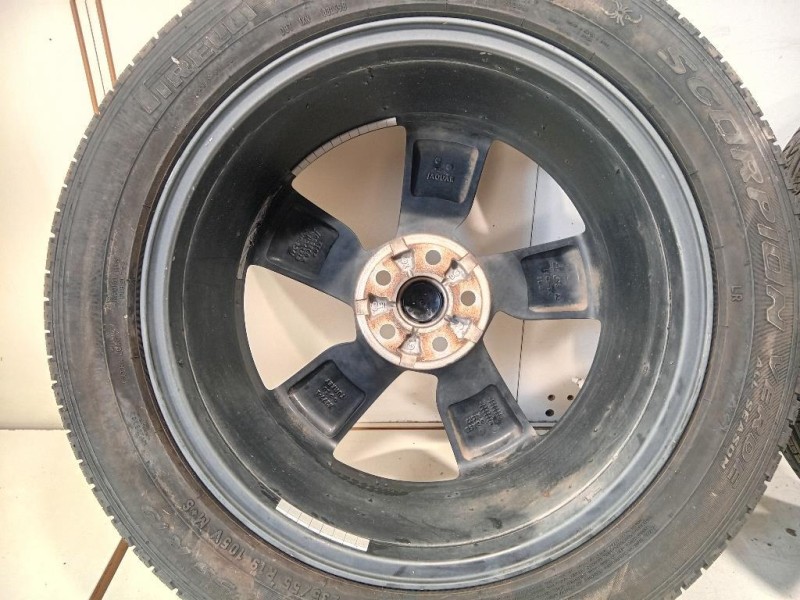 KIT 4 Cerchi J9C3-DA 23555 R19 105 V Jaguar E-pace 2017