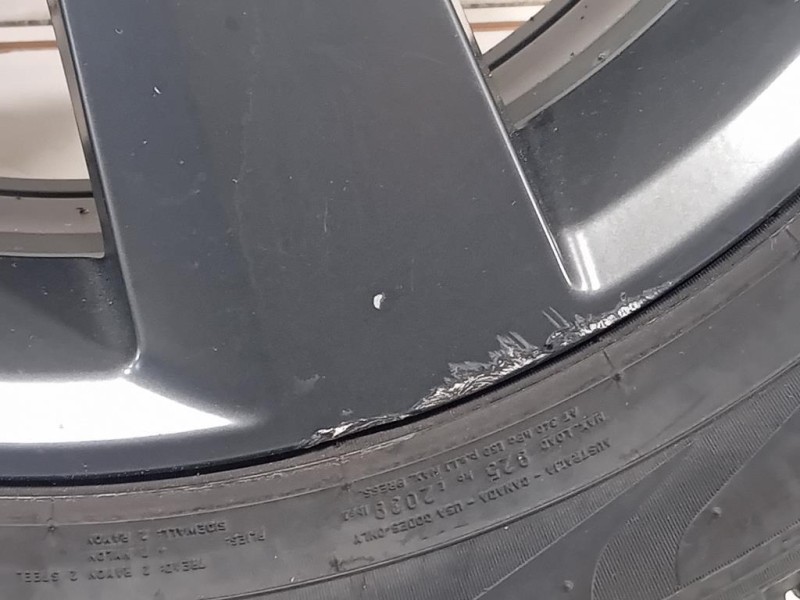 KIT 4 Cerchi J9C3-DA 23555 R19 105 V Jaguar E-pace 2017