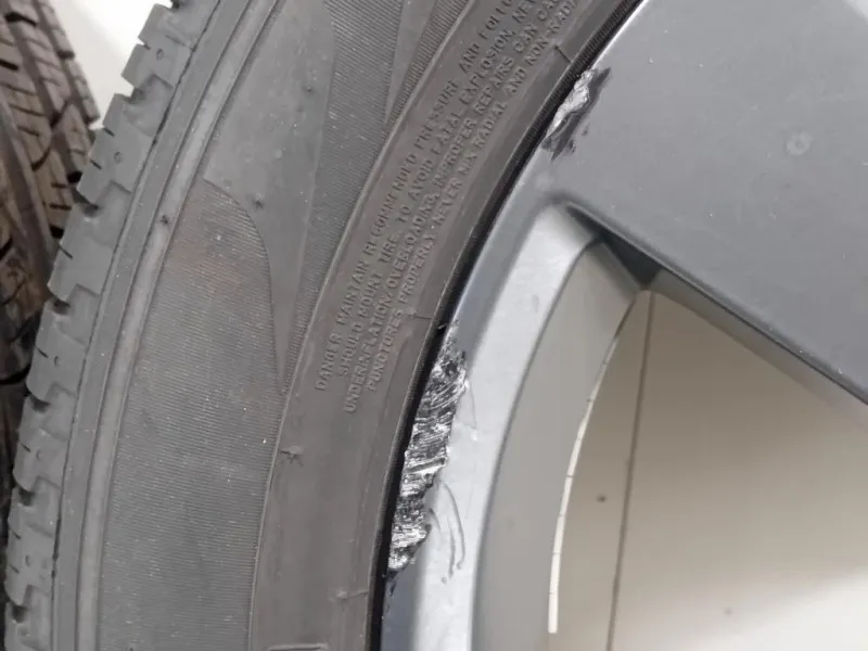 KIT 4 Cerchi J9C3-DA 23555 R19 105 V Jaguar E-pace 2017