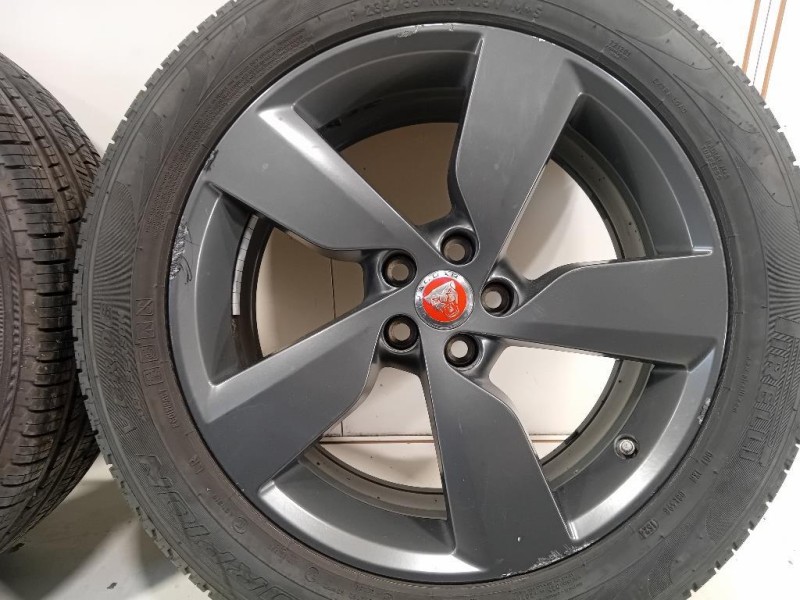 KIT 4 Cerchi J9C3-DA 23555 R19 105 V Jaguar E-pace 2017