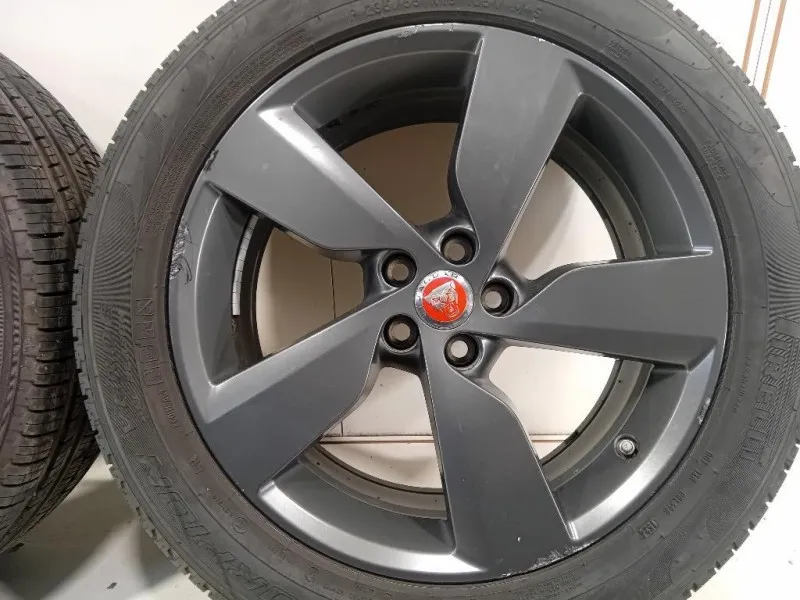 KIT 4 Cerchi J9C3-DA 23555 R19 105 V Jaguar E-pace 2017