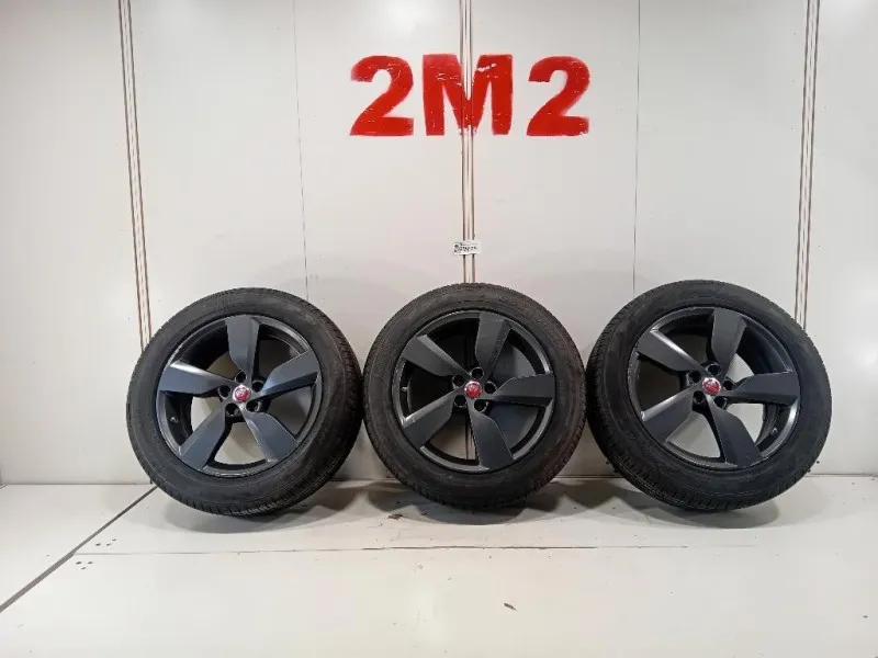 KIT 4 Cerchi J9C3-DA 23555 R19 105 V Jaguar E-pace 2017