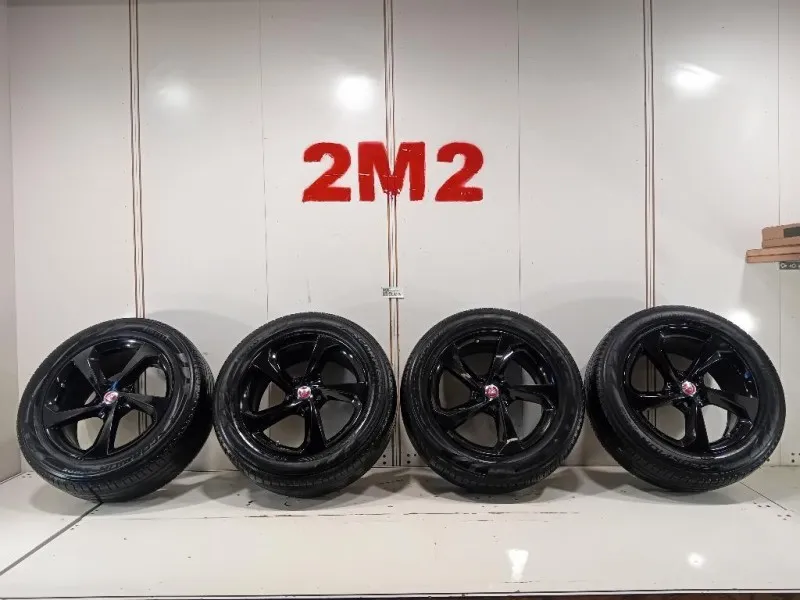 KIT 4 Cerchi HK8M-1007-LA Jaguar F-pace 2015