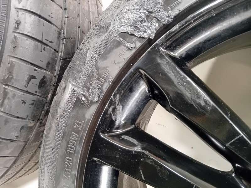 KIT 4 Cerchi HK8M-1007-HA Jaguar F-pace 2015