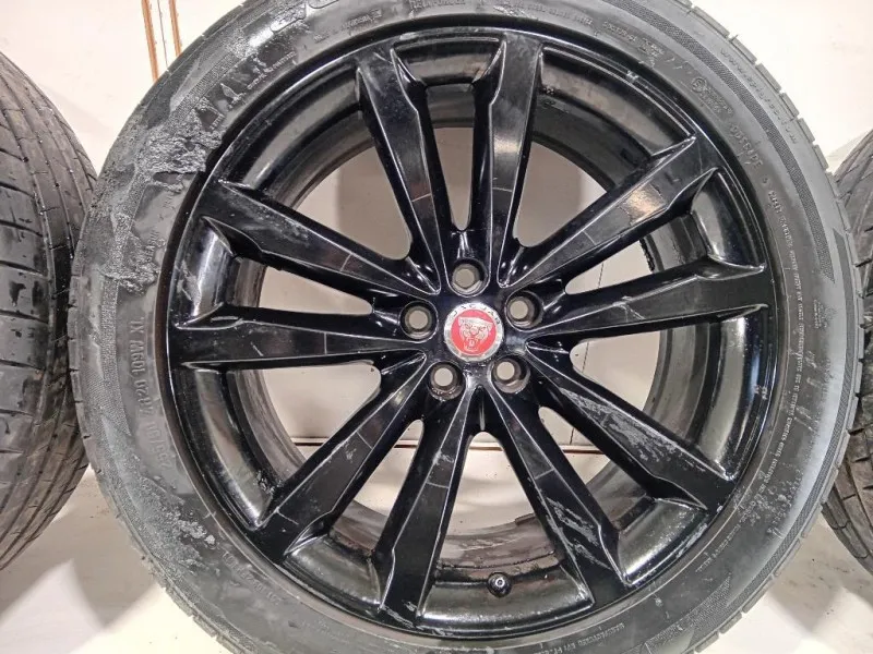 KIT 4 Cerchi HK8M-1007-HA Jaguar F-pace 2015