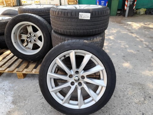 KIT 4 Cerchi 24545 ZR18 BW831007AA Jaguar XF I 2008