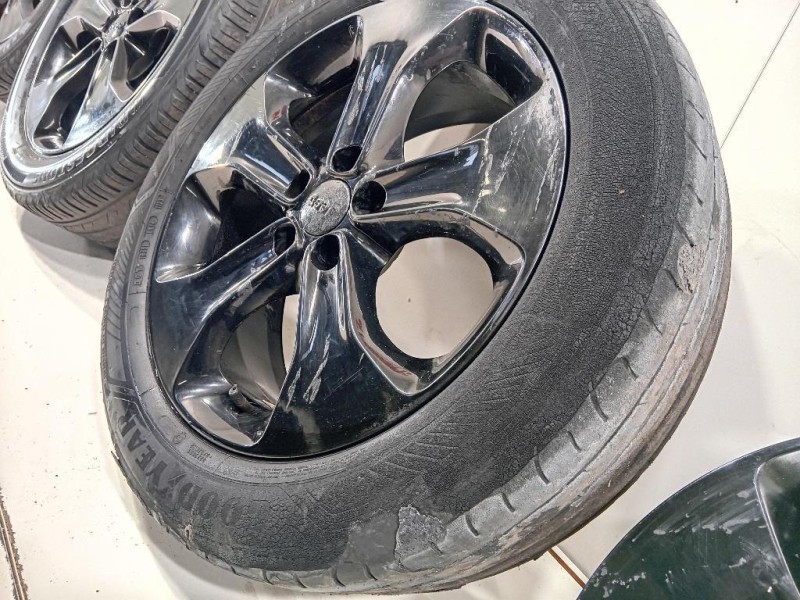 KIT 4 Cerchi 5VC27TRMAA Jeep Compass III 2017