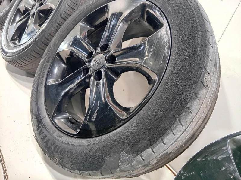 KIT 4 Cerchi 5VC27TRMAA Jeep Compass III 2017