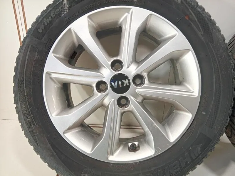 KIT 4 Cerchi 18565 R15 52910-H8400 Kia Stonic 2017