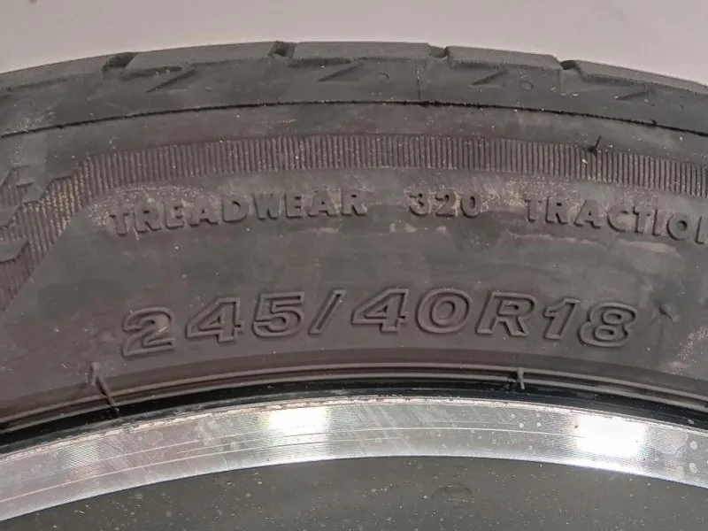 KIT 4 Cerchi A2124010400 Mercedes Classe E W212 2009