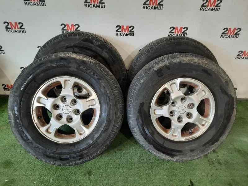 KIT 4 Cerchi 26570 R16 MR347069 Mitsubishi Pajero III 2000
