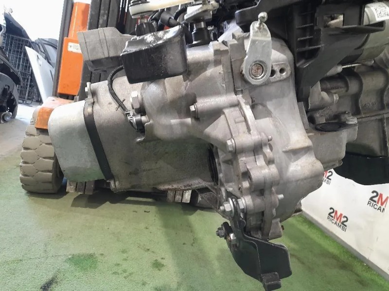 Cambio EB2M HMR EB2FA 9803846280 Citroen C3 II 2013