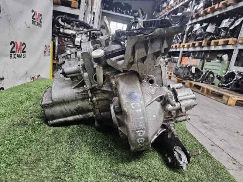 Cambio 9811243810 STT 6 MARCE Citroen C3 III 2016