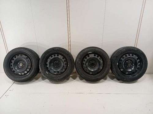 KIT 4 Cerchi 2160136 Opel Corsa E 2014