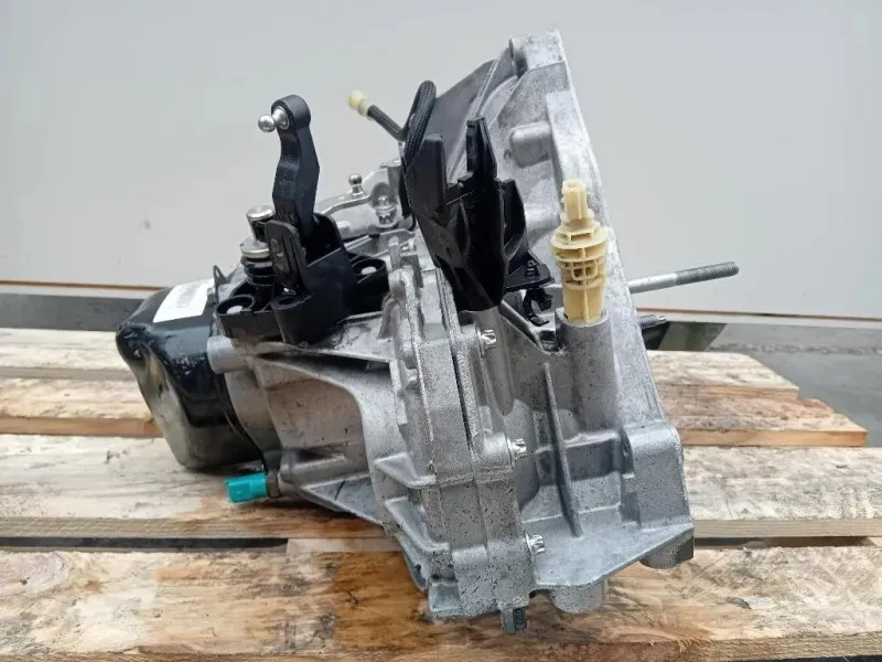 Cambio 320104887R 6 MARCE MANUALE Dacia Duster I 2014