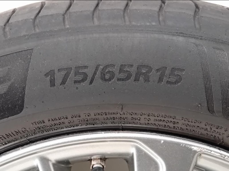 KIT 4 Cerchi 42611-0DG70 Toyota Yaris IV 2014