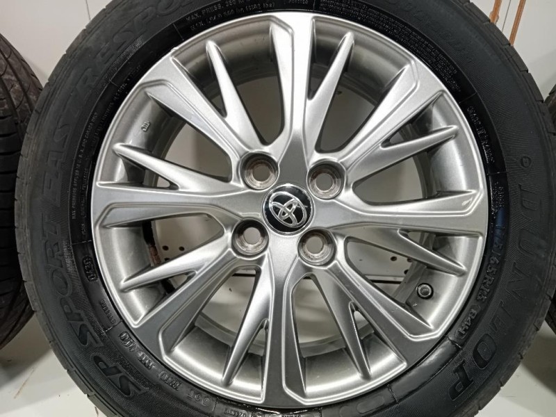 KIT 4 Cerchi 42611-0DG70 Toyota Yaris IV 2014