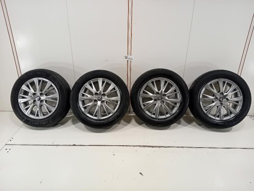 KIT 4 Cerchi 42611-0DG70 Toyota Yaris IV 2014