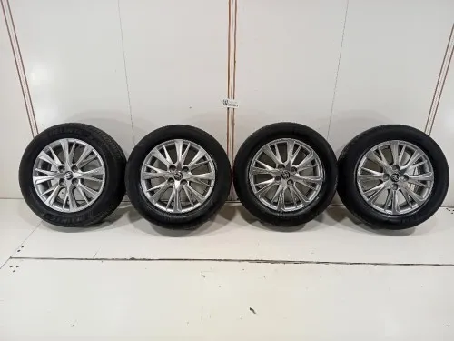 KIT 4 Cerchi 42611-0DG70 Toyota Yaris IV 2014