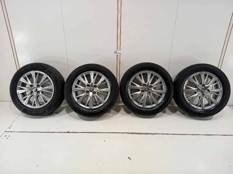 KIT 4 Cerchi 42611-0DG70 Toyota Yaris IV 2014