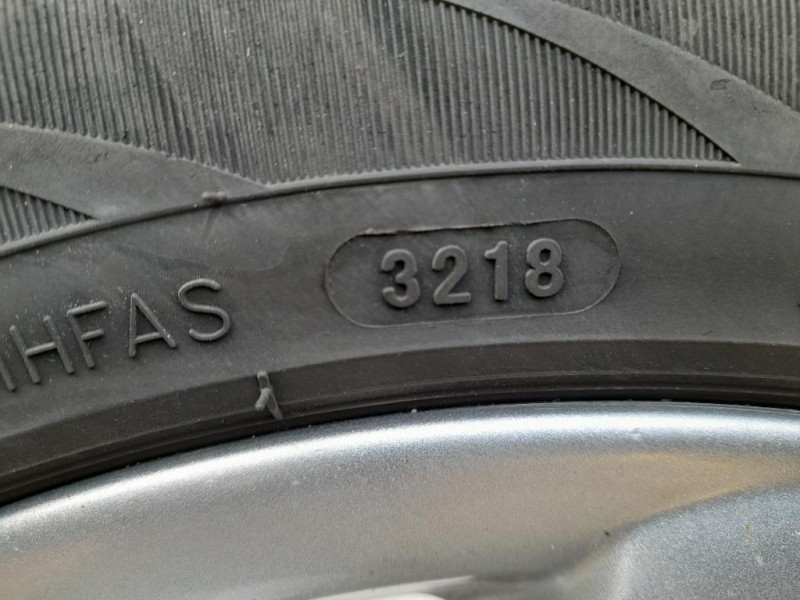 KIT 4 Cerchi 6Q0601025L Volkswagen POLO IV 2002