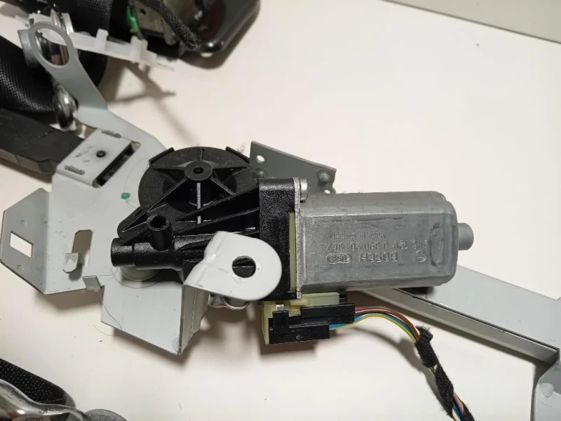 Cintura DI Sicurezza Sedile ANT SX 305753099228 Mercedes Classe CLK C209 2003