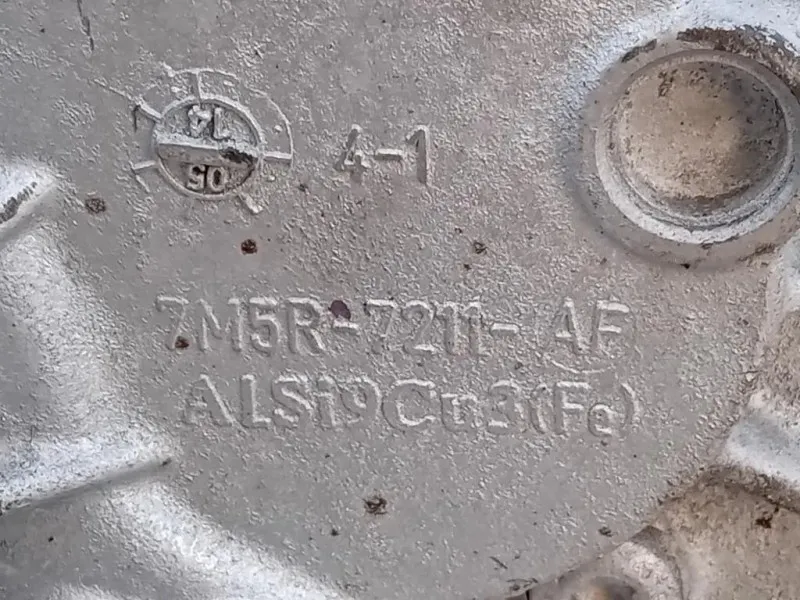 Cambio CV6R7000AD ATTENZIONE DANNO IN FOTO Ford KUGA II 2013