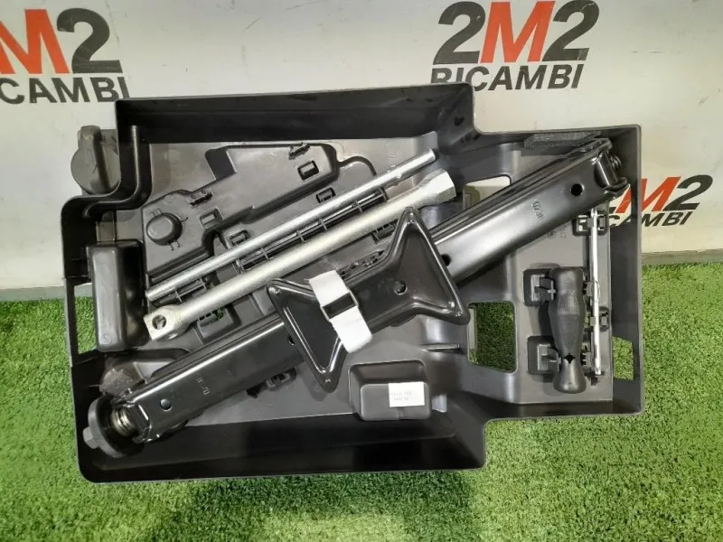 KIT Attrezzi 1365078080 1361315080 Fiat Ducato 290 2014