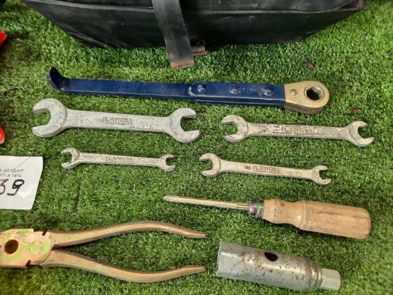 KIT Attrezzi Lancia 2000