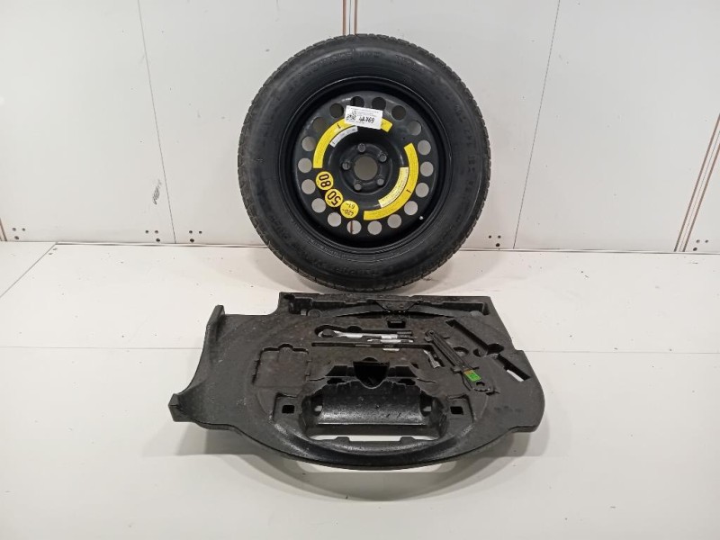 KIT Attrezzi A1668990021A164400002 RUOTA DE SCORTA Mercedes Classe ML W166 2012