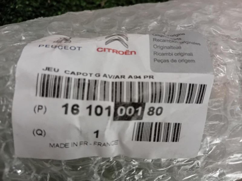 KIT Barra Portapacchi Tetto 1610100180 KIT RRIVESTIMENTO BARRE PORTAPACCHI Peugeot 2008 I 2016