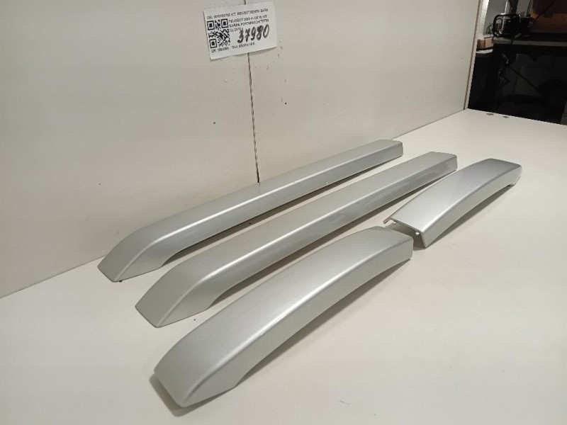 KIT Barra Portapacchi Tetto 1610100180 KIT RRIVESTIMENTO BARRE PORTAPACCHI Peugeot 2008 I 2016