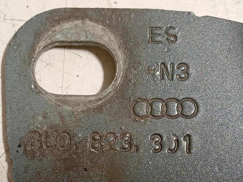 KIT Cerniere Cofano ANT 8J0 823 3028U0 823 301 SX+DX Audi Q3 8UB 2012