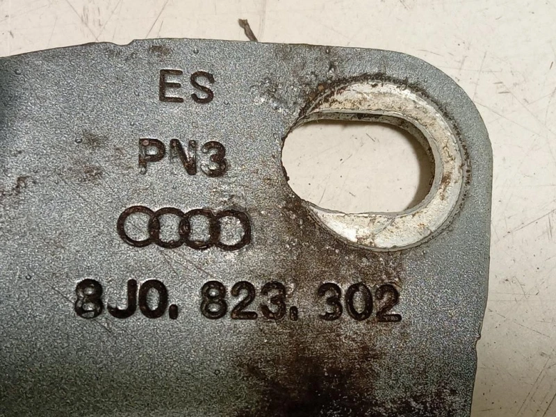 KIT Cerniere Cofano ANT 8J0 823 3028U0 823 301 SX+DX Audi Q3 8UB 2012