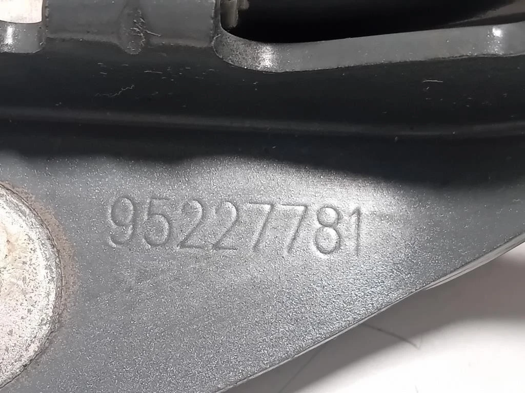 KIT Cerniere Cofano ANT KIT CERNIERE COFANO ANT Chevrolet Cruze 2011