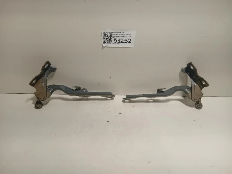 KIT Cerniere Cofano ANT KIT CERNIERE COFANO ANT Chevrolet Cruze 2011